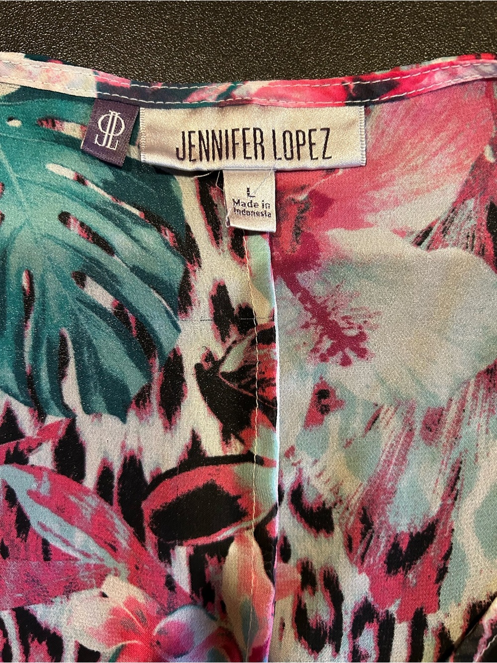 Sleeveless Leopard and Flower Print Jennifer Lopez Top xL NWOT - Picture 2 of 4